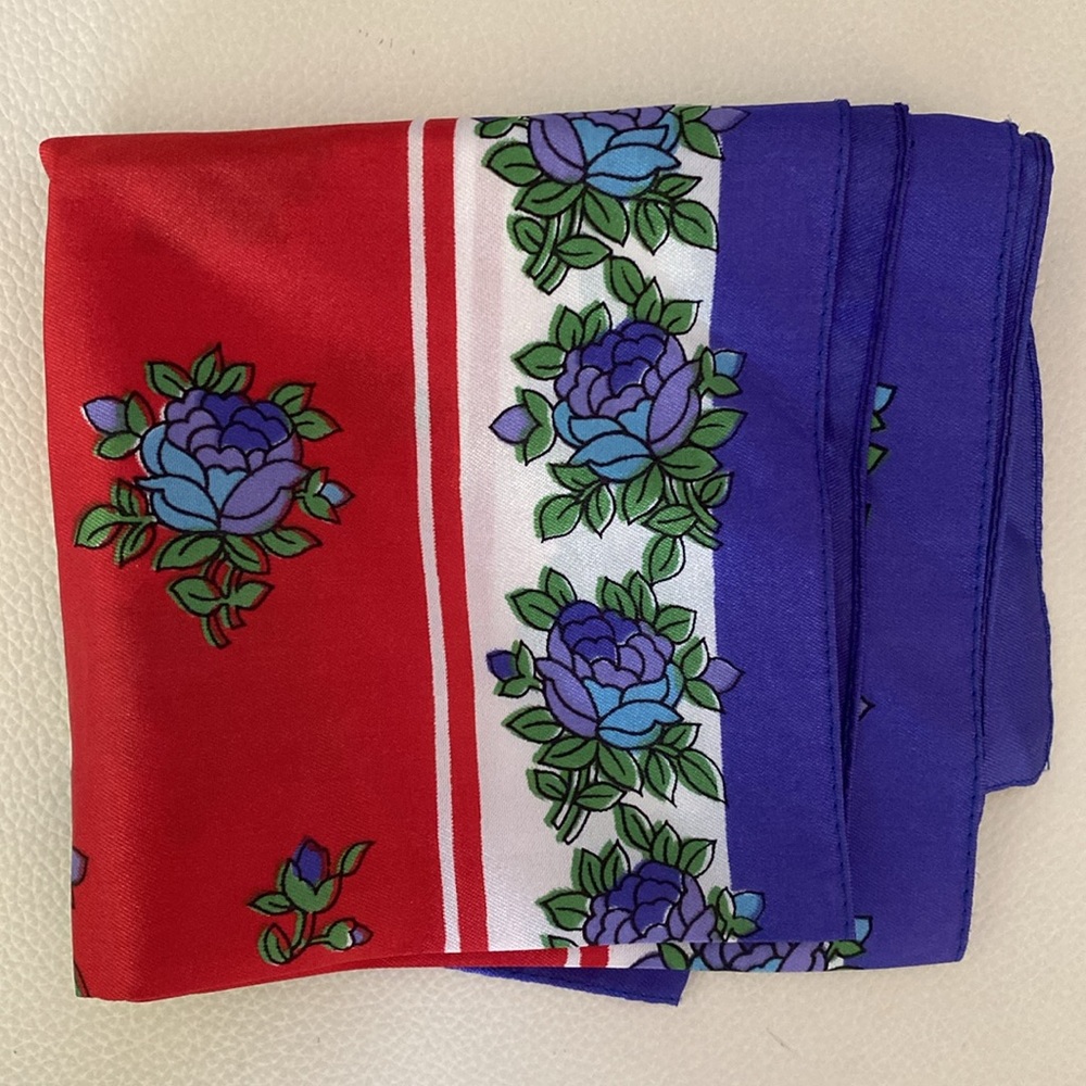 Vintage Roses Scarf